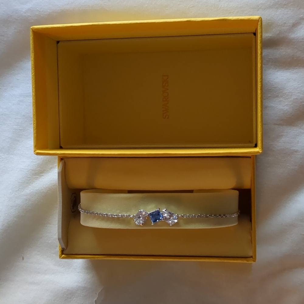 Swarovski Bracelet *NWT*